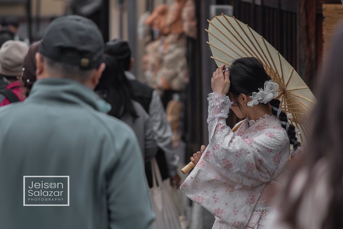 CHICA EN KIMONO, KIOTO